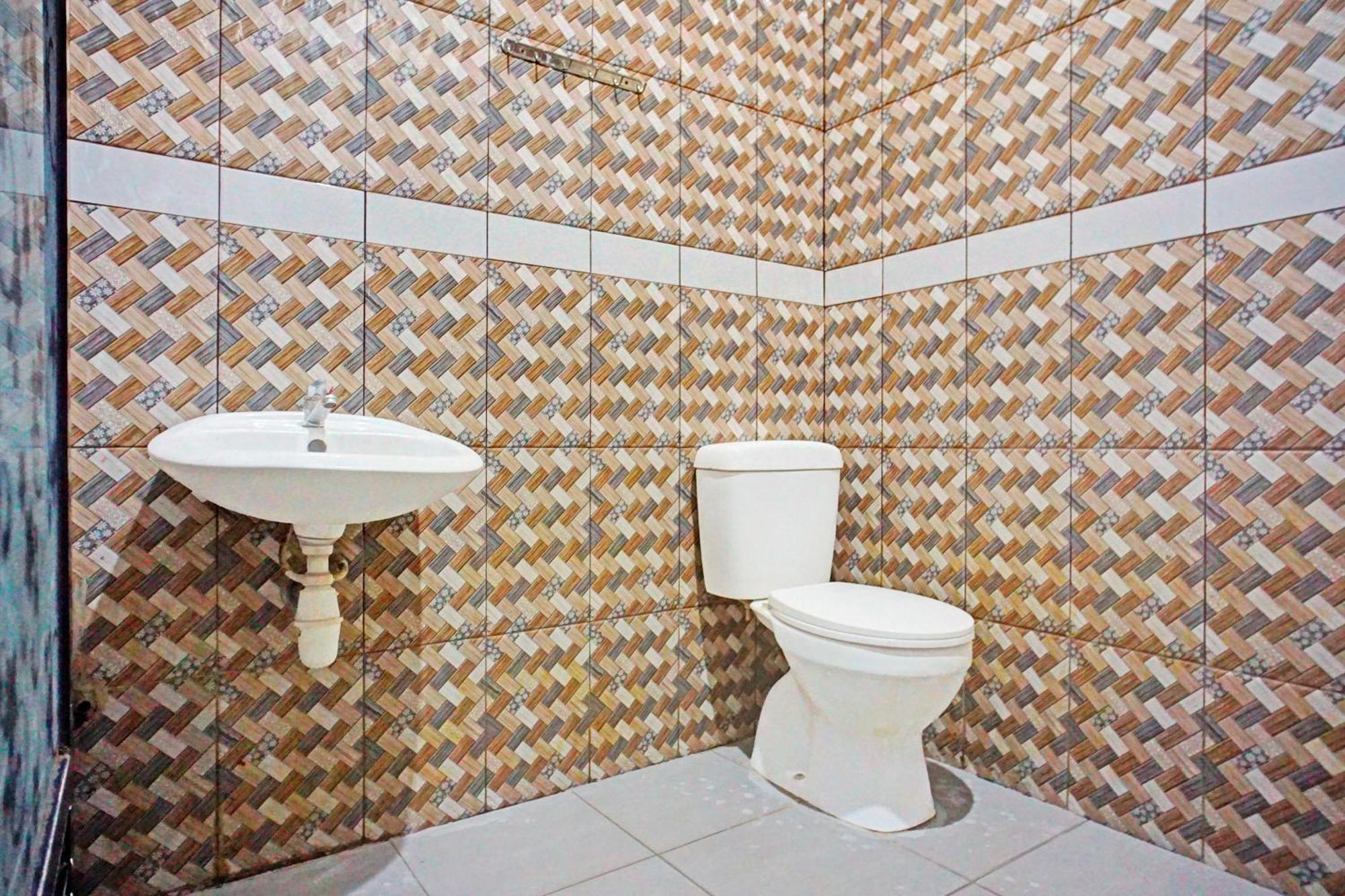 Hotel O Asyaffirah Near Masjid Raya Al Mashun Sm Raja Medan Luaran gambar